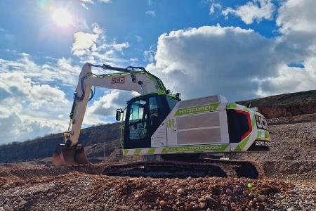 JCB Wasserstoff-Brennsoffzellenbagger 220X