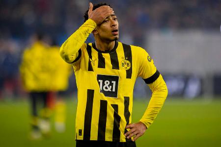 Die Ruhe währt nur kurz - Wenige Tage nach dem Bekenntnis zum BVB ist sich die Medienlandschaft einig: Bellingham wird Dortmund im Sommer 2023 verlassen. Die besten Karten soll angeblich der FC Liverpool haben, aber auch Real Madrid und Manchester City haben die Hoffnung angeblich nicht aufgegeben. 'Es gibt sicherlich eine Menge Interesse', gibt Kehl bei 'Sky90' zu.