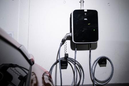 Elektroauto Laden Verriegelung Stecker