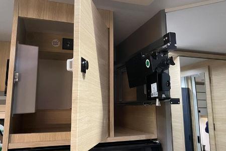 TV-Halterung, Schrank