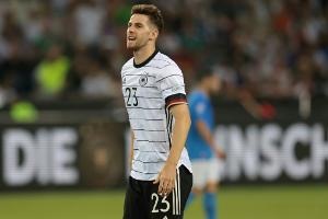 Bundesliga-Profis Stach und Petersen pfeifen Amateurspiel