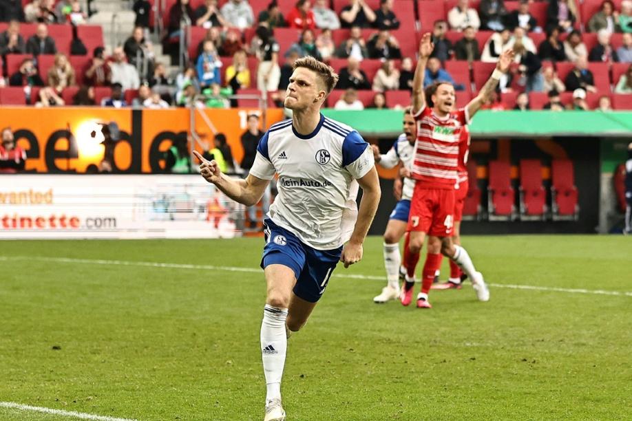 In Überzahl: Bülter rettet Schalke noch einen Punkt