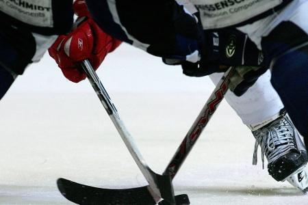Eishockey-Frauen aus Memmingen sind deutscher Meister Eishockey-Frauen aus Memmingen sind deutscher Meister