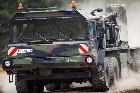 Bundeswehr Bergefahrzeuge Lkw