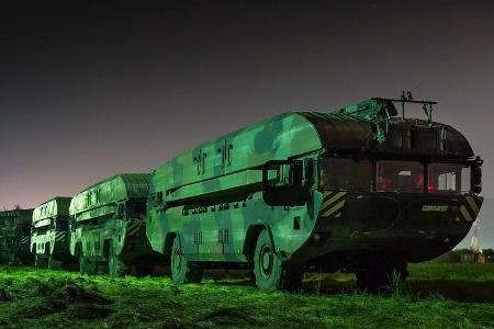 Bundeswehr Bergefahrzeuge Lkw