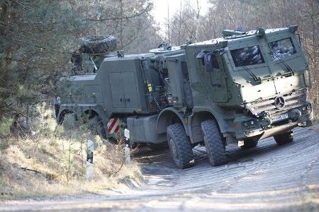 Bundeswehr Bergefahrzeuge Lkw