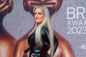 "James Bond"-Gerücht: Wird Komikerin Daisy May Cooper die neue M?