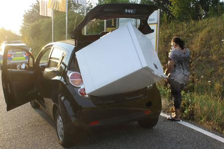 überladener Chevrolet Spark