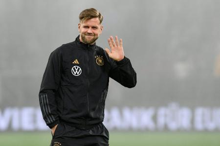 DFB-Elf mit Doppelspitze und Debütant Wolf gegen Peru DFB-Elf mit Doppelspitze und Debütant Wolf gegen Peru