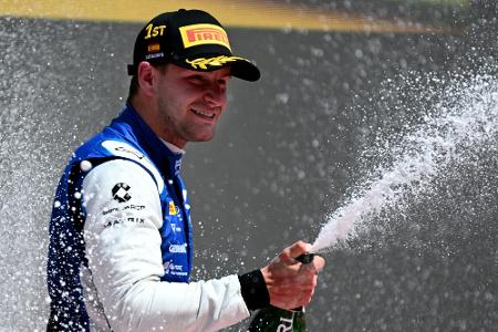 Formel 2: Aufsteiger Martins verschenkt den Sieg Formel 2: Aufsteiger Martins verschenkt den Sieg