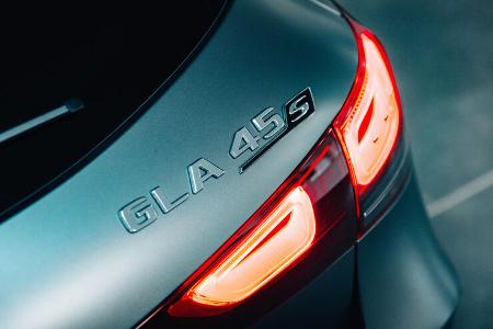 Mercedes-Benz GLA 45 s 4-matic AMG 