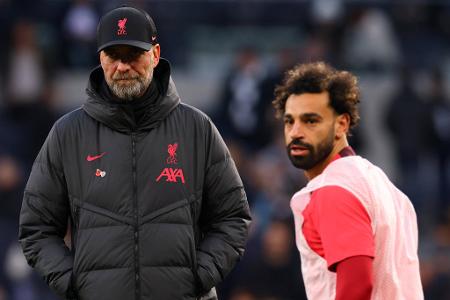 FC Liverpool - Nach einer verkorksten Saison ist unklar, ob die Reds und Jürgen Klopp gemeinsam in die neue Saison gehen. Eine Entscheidung steht noch aus, die Tendenz geht jedoch in Richtung Verbleib. Sollte es so kommen, biete sich aber bereits ein Jahr später die nächste Möglichkeit: Klopps Vertrag an der Anfield Road läuft 2024 aus. Spätestens dann könnte Nagelsmann ein heißer Kandidat sein.