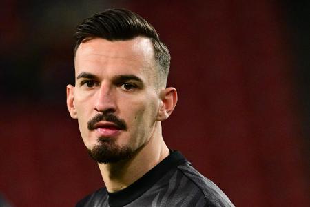 Mergim Berisha (ab 80.) - ohne Bewertung - Behauptete den Ball vor dem zweiten deutschen Tor im offensiven Drittel und bewies gleichzeitig Übersicht. Solche Szenen gelangen ihm danach nicht mehr.