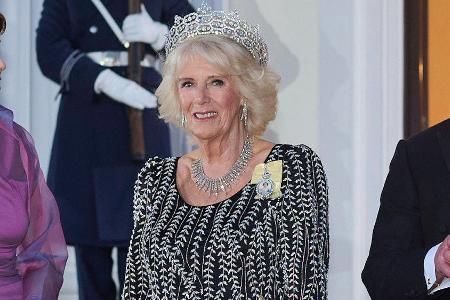 Staatsbankett: Camilla würdigt mit Schmuck Queen Elizabeth II.