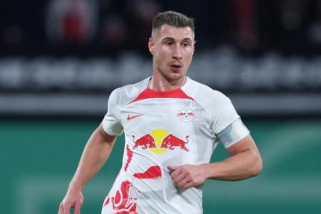 Willi Orbán - Note: 2,0 - Musste als zentraler Innenverteidiger lange Zeit kaum eingreifen. War zur Stelle, wenn er gefordert wurde. Die Zweikampfwerte stimmten auch. Traf in der Nachspielzeit zum 2:0 - ins leere Tor.