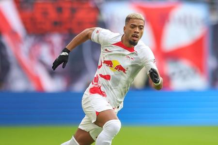 MITTELFELD: Benjamin Henrichs - Note: 3,0 - Beackerte die rechte Außenbahn mit hoher Arbeitsmoral, wenngleich ihm vorne etwas das Glück fehlte. Am Ball aber eher wechselhaft.