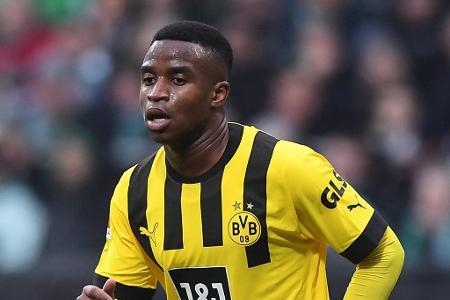 Youssoufa Moukoko (ab 46.) - Note: 5,0 - Sollte nach der Pause für mehr Angriffspower sorgen. Wirkte aber ideenlos. Brachte nur vier Pässe zum Mitspieler. Ein ganz schwacher Auftritt!