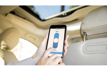 Mercedes Benz Connectivity