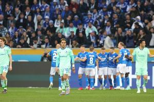 Beim "Heimspiel in Sinsheim": Schalke rutscht auf Platz 18
