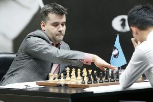 Schach: Erste WM-Partie endet remis