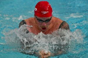 Weiter mentale Probleme: Schwimm-Olympiasieger verpasst WM