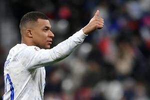 Mbappe: Ein Herz für Kinder