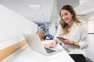 FBI warnt vor öffentlichen Handy-Ladestationen