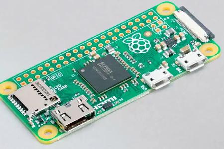Den Raspberry Pi gibt es in verschiedenen Ausprägungen. Besonders kompakt ist die Zero-Variante, die für industrielle Anwendungen konzipiert wurde.