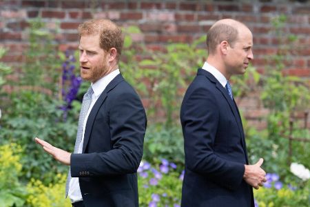 So soll Prinz Harry bei Charles' Krönung von William isoliert werden So soll Prinz Harry bei Charles' Krönung von William isoliert werden