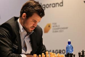 Schach-WM: "Nepo" geht erneut in Führung