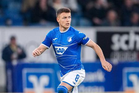 Dennis Geiger (bis 90.) - Note: 2,5 - Stand etwas sinnbildlich für den Hoffenheimer Nachmittag. Begann zögerlich in Anlaufverhalten und ohne klare Linie am Ball. Drehte im zweiten Durchgang dann mächtig auf. Wurde mehr und mehr zum Spielgestalter bei den Gästen und organisierte regelmäßig starke Spielzüge.