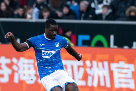 Stanley Nsoki (ab 62.) - Note: 3,5 - Offenbarte leichte Abstimmungsprobleme und musste von Baumann immer wieder eingewiesen werden. Machte es dafür hinten ordentlich.