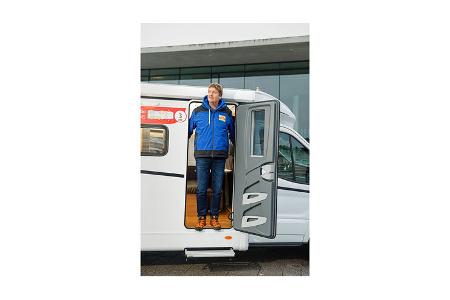 Dethleffs Globebus Go T 45 (2023) Frontansicht Tuer f