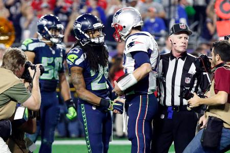 Die 10 größten Draft-Steals der NFL-Geschichte - Beim jährlichen Draft sind die NFL-Teams auf der Suche nach den neuen Superstars. Neben glorreichen Erstrundenpicks gibt es auch immer wieder nicht so hoch gehandelte Spieler, die eine Mega-Karriere hinlegen - allen voran natürlich Football-Legende Tom Brady. Das sind die zehn besten Draft-Steals aller Zeiten: Die 10 größten Draft-Steals der NFL-Geschichte - Beim jährlichen Draft sind die NFL-Teams auf der Suche nach den neuen Superstars. Neben glorreichen Erstrundenpicks gibt es auch immer wieder nicht so hoch gehandelte Spieler, die eine Mega-Karriere hinlegen - allen voran natürlich Football-Legende Tom Brady. Das sind die zehn besten Draft-Steals aller Zeiten: