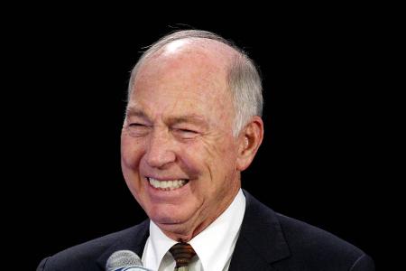 6. Bart Starr (1956 - Runde 17, Pick 200) - Starr führte die Passing-Statistik in vier NFL-Saisons an und konnte somit die Green Bay Packers als Powerhouse etablieren. 1967 gewann er mit den Packers den ersten Super Bowl und wurde dabei als wertvollster Spieler ausgezeichnet.