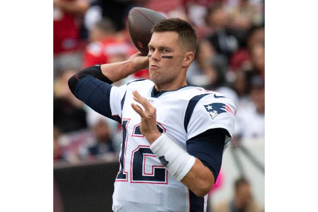 1. Tom Brady (2000 - Runde 6, Pick 199) - Die Quarterback-Legende der New England Patriots und Tampa Bay Buccanears spielte 23 Saisons lang in der NFL. Brady hält neben dem Rekord für die meisten Super-Bowl-Siege (7) auch den für die meisten Touchdowns (649) und die meisten geworfenen Yards (89.214) in der Regular Season. Darüber hinaus gehören ihm unter anderem auch die Bestmarken für die meisten Playoff-Spiele, -Siege, -Touchdowns und -Yards.