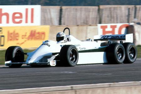 Williams FW07d