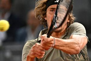 Trotz Oberschenkelproblemen: Zverev erreicht Runde drei