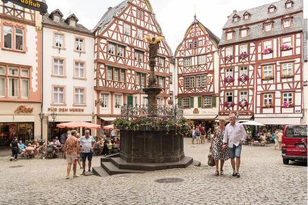 Weinfeste an der Mosel Bernkastel-Kues