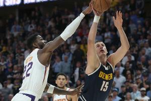 NBA: Jokic und Nuggets weiter auf Kurs