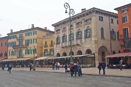 Roadsurfer Verona