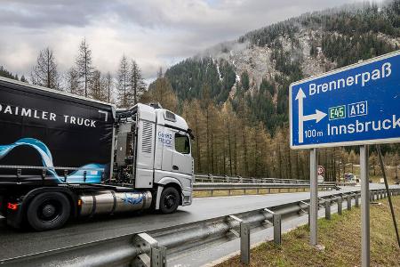Mercedes GenH2 Prototyp sLH2 Wasserstoff-Lkw