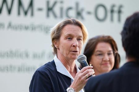 WM: Voss-Tecklenburg hofft auf Einigung im TV-Rechte-Poker WM: Voss-Tecklenburg hofft auf Einigung im TV-Rechte-Poker