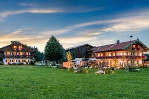 Bauernhof-Urlaub neu definiert: Luxusidylle im Einklang mit der Natur