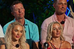"Kampf der Realitystars": Stunk-Star kommt mit Mittelfinger durch