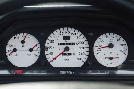 Mercedes-Benz 300 CE 3.4 AMG Cabriolet A124 (1993)