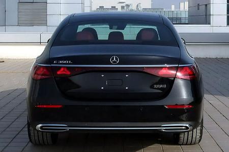 Mercedes E-Klasse Langversion China