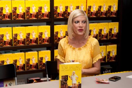 tori spelling Buchveröffentlichung