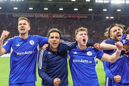 Platz 7: FC Schalke 04 - S-N-S-S-N, 9 Punkte, 10:15 Tore