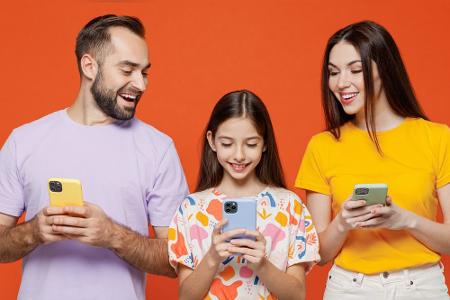Witzig bis emotional: WhatsApp-Sprüche zum Vatertag